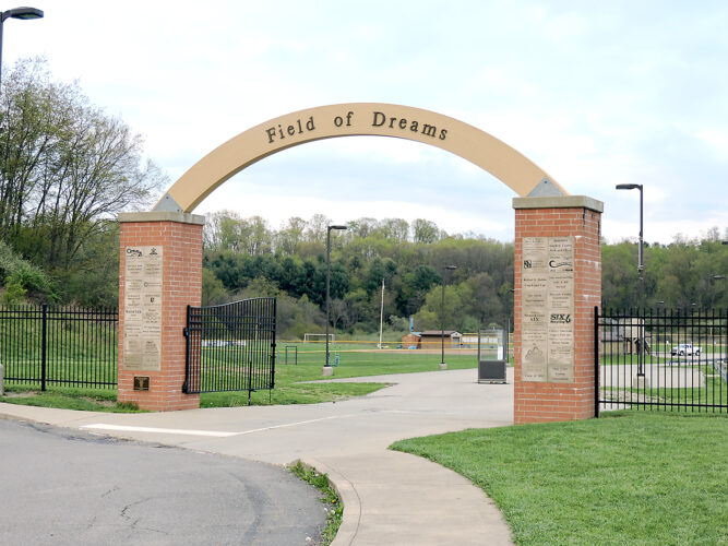 Hancock school board approves Oak Glen field proposal | News, Sports, Jobs - Vimarsana News