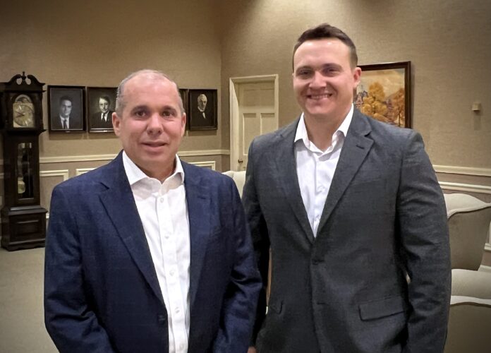Roberts, Wojcik join Unified | News, Sports, Jobs - Vimarsana News