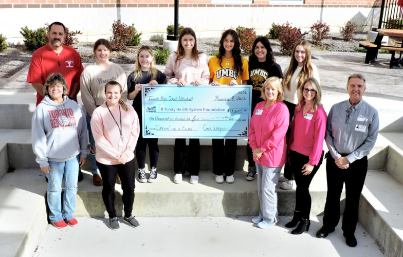 Toronto volleyball team offers a donation for T.E.A.R. Fund | News, Sports, Jobs - Vimarsana News