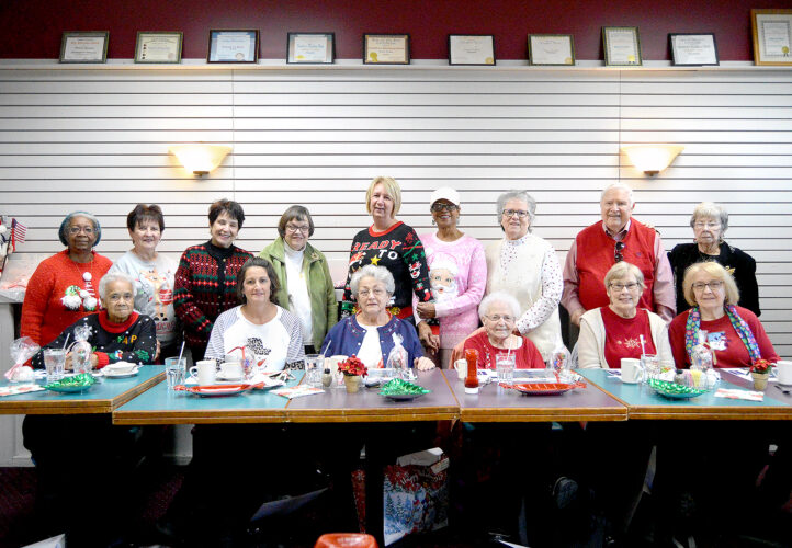 PERI chapter celebrates the season | News, Sports, Jobs - Vimarsana News