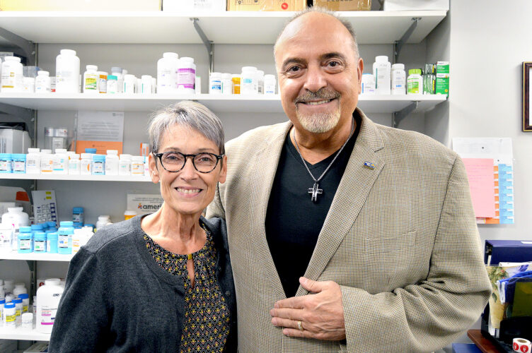 Benefactor recognized for supporting free clinic | News, Sports, Jobs - Vimarsana News
