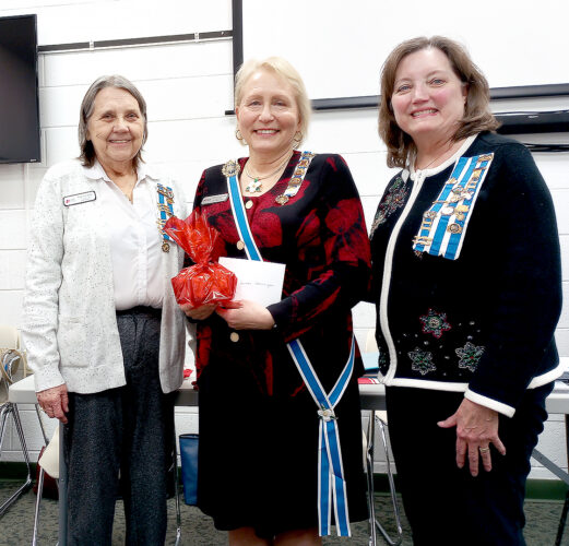 DAR discusses Quilts of Valor program | News, Sports, Jobs - Vimarsana News