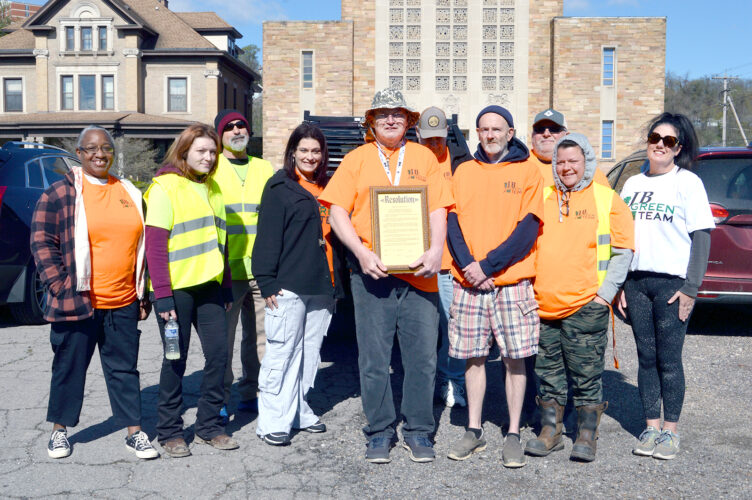 Cleaning up | News, Sports, Jobs - The Herald Star - Vimarsana News
