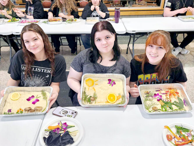 An unusual medium | News, Sports, Jobs - The Herald Star - Vimarsana News