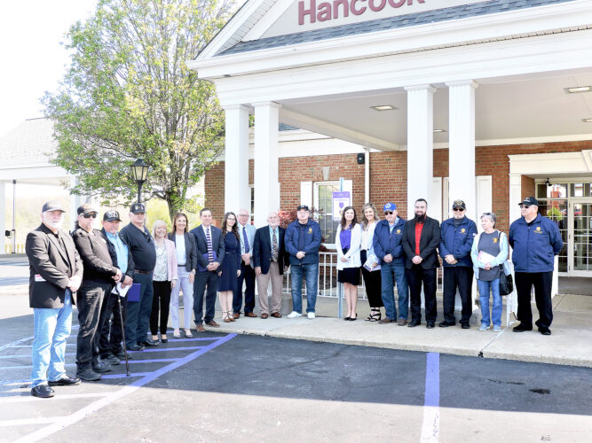 Hancock County Savings Bank joins effort to honor Purple Heart recipients | News, Sports, Jobs - Vimarsana News