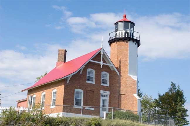Historic Eagle Harbor lighthouses receive grant | News, Sports, Jobs - Vimarsana News
