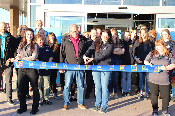 ALDI has grand opening in IM | News, Sports, Jobs - Vimarsana News