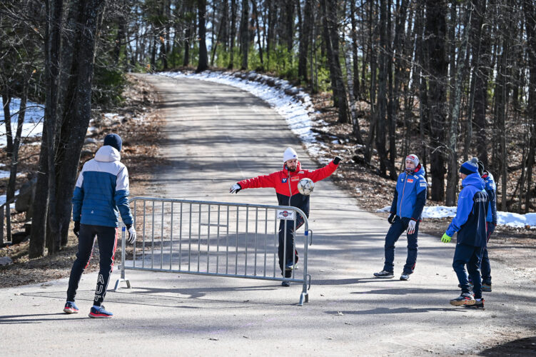 Too windy for takeoff | News, Sports, Jobs - Vimarsana News