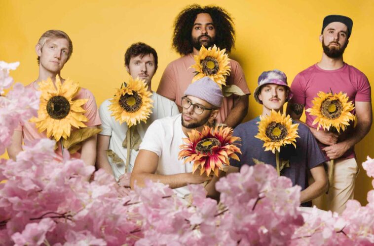 Joe Hertler & the Rainbow Seekers to play Thursday at the Braumart | News, Sports, Jobs - Vimarsana News