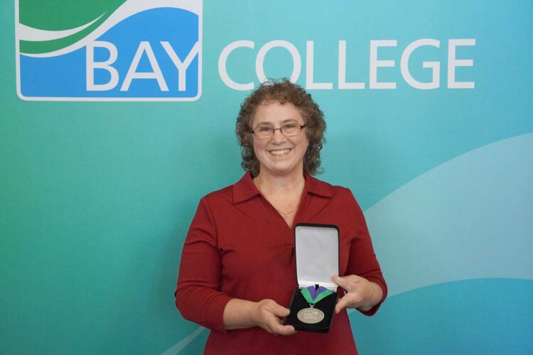 IM's O'Dette named Bay's Alumni of the Year | News, Sports, Jobs - Vimarsana News