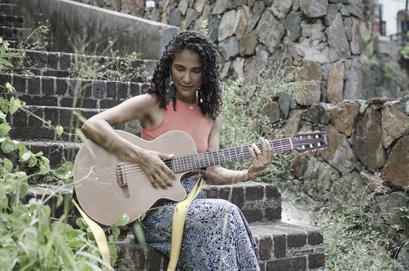 Afternoon of live jazz and chocolate tasting to benefit music education | News, Sports, Jobs - Vimarsana News