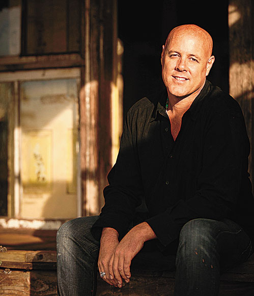 Eric Gilliom to perform 'White Hawaiian' | News, Sports, Jobs - Vimarsana News