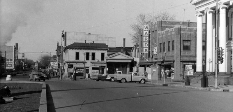 Famed retailer is gone, historic building remains | News, Sports, Jobs - Vimarsana News