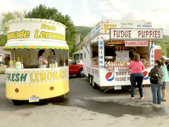 Third Friday emerges in Reedsville | News, Sports, Jobs - Vimarsana News