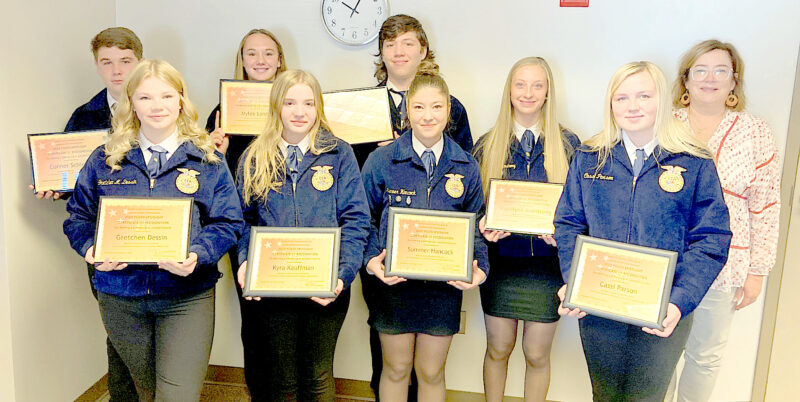 Commissioners recognize FFA seniors | News, Sports, Jobs - Vimarsana News