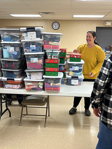 Christmas shoe box program exceeds collection goal | News, Sports, Jobs - Vimarsana News