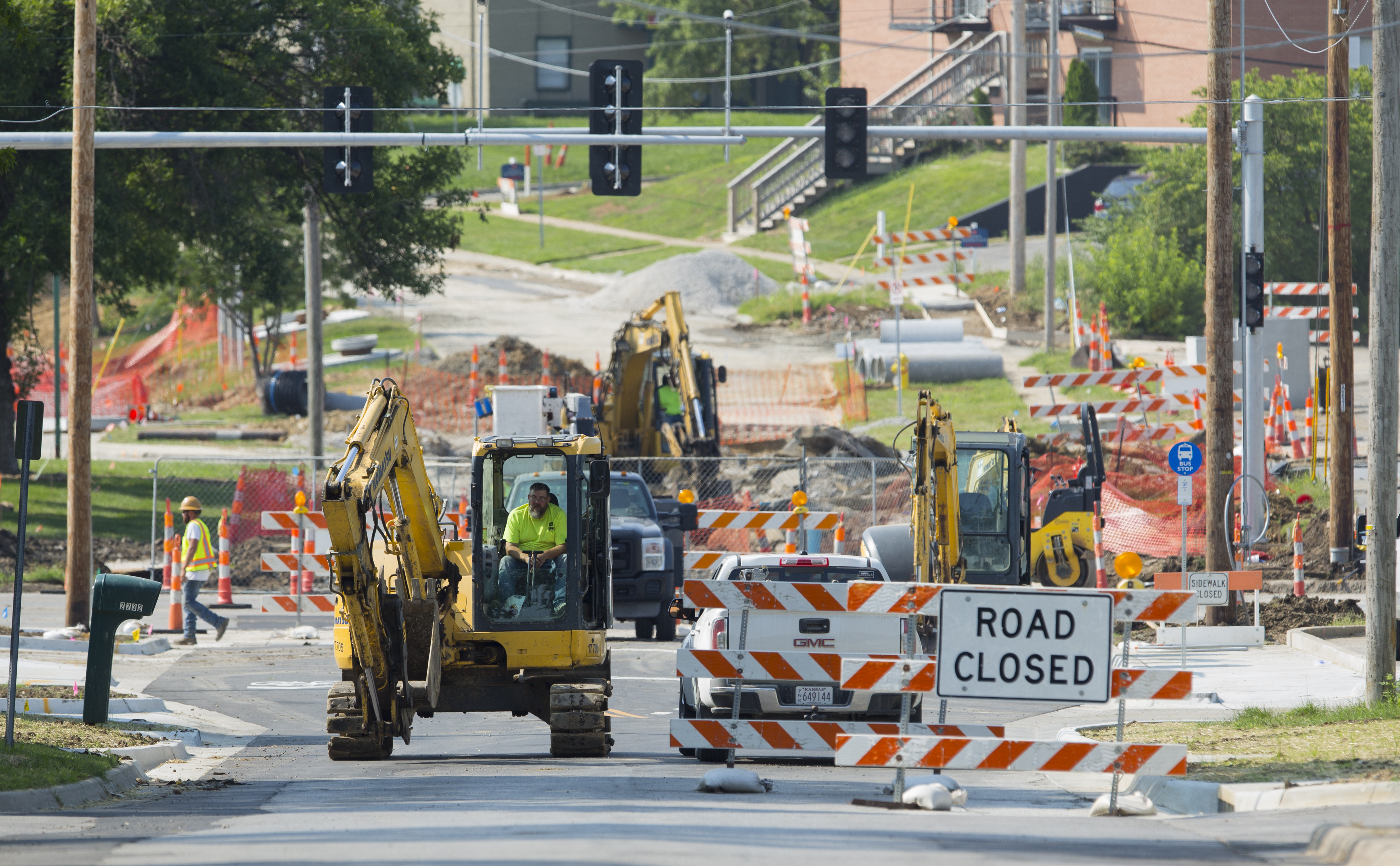After 22 water main breaks, city finds 13 miles of pipeline were
