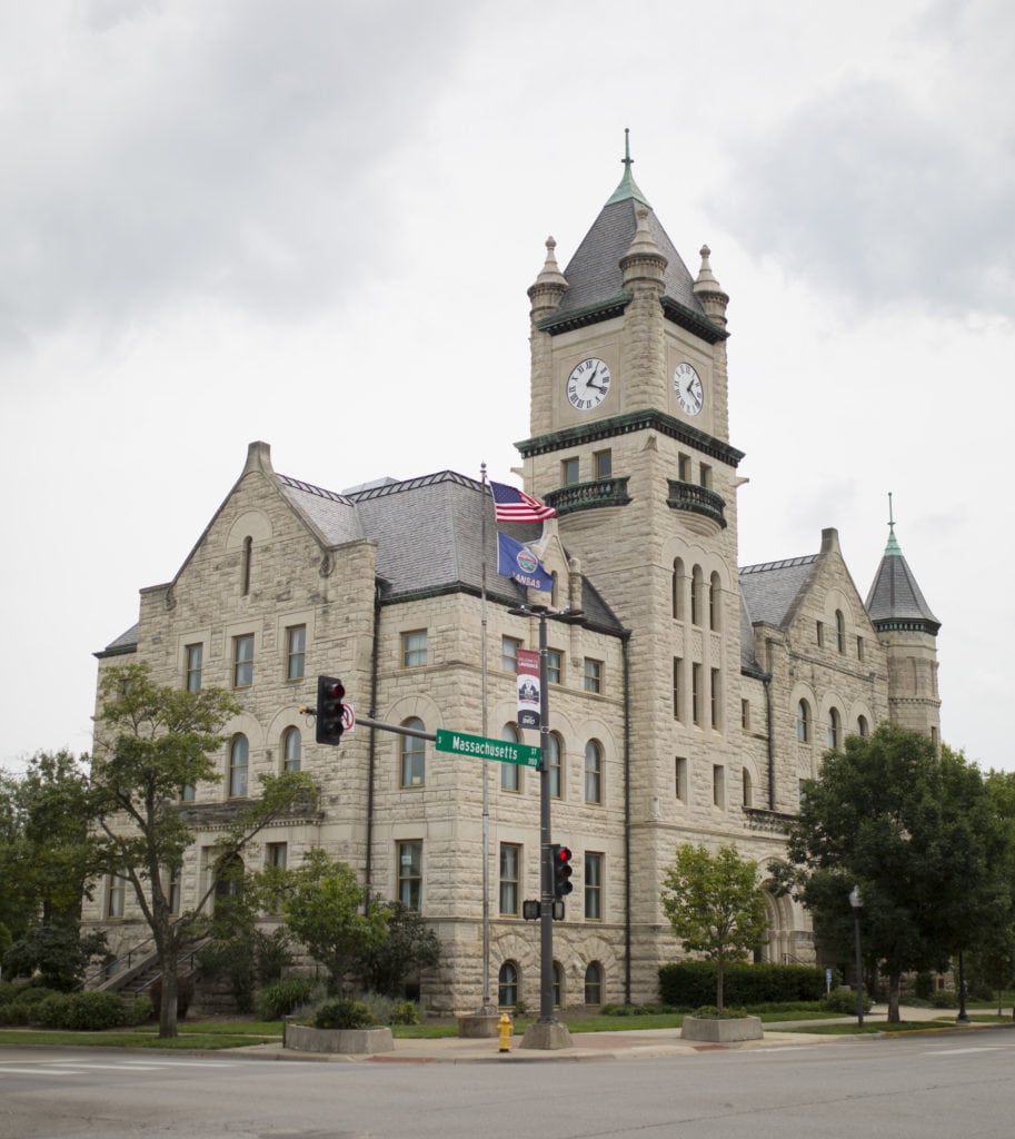 Douglas County leaders appoint 2 new members to homeless shelter's board, wonder whether it should be expanded | News, Sports, Jobs - Lawrence Journal-World: news, information, headlines and events in Lawrence, Kansas - Vimarsana News