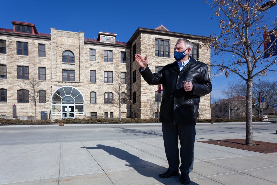A tour of campus with KU's former university architect | News, Sports, Jobs - Lawrence Journal-World: news, information, headlines and events in Lawrence, Kansas - Vimarsana News