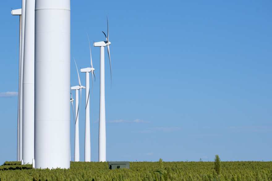 Attorney blasts decision on turbine setbacks, saying it amounts to a 'ban' on wind energy if Douglas County approves it | News, Sports, Jobs - Lawrence Journal-World: news, information, headlines and events in Lawrence, Kansas - Vimarsana News