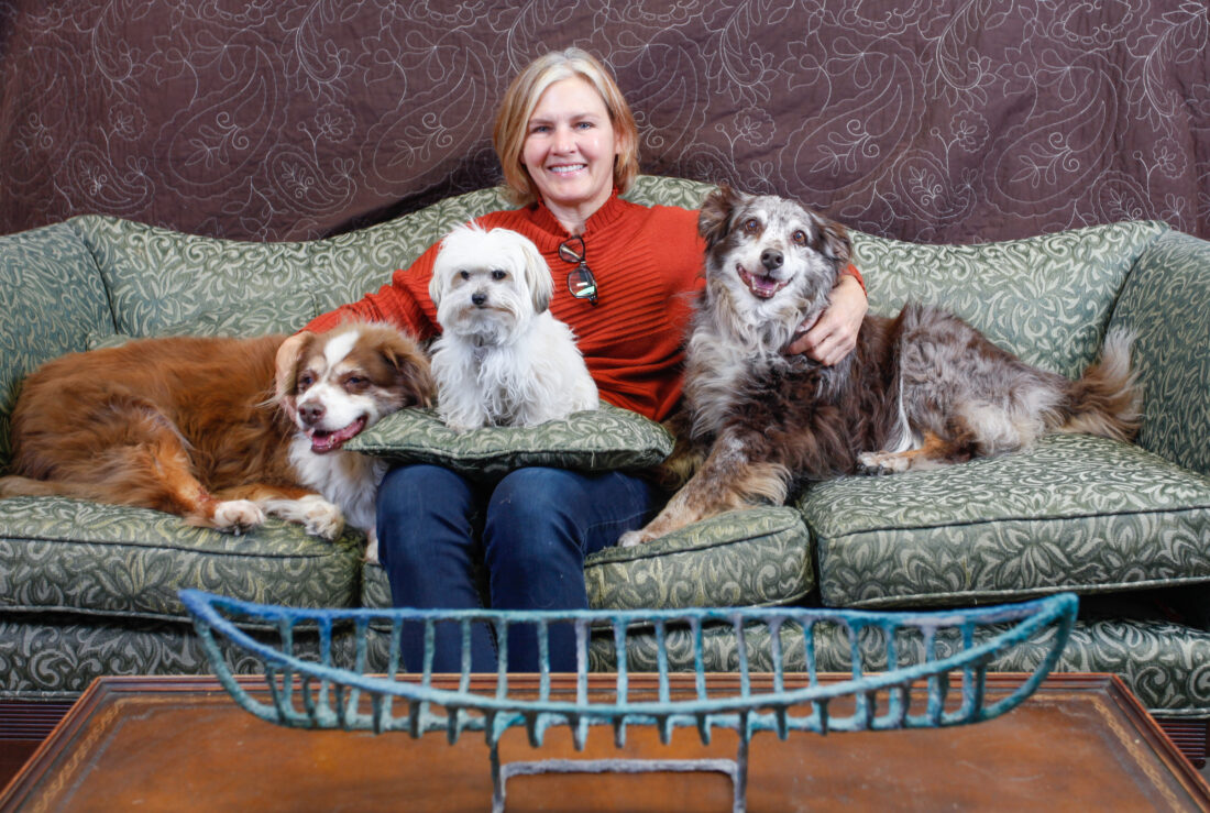 Lawrence sculptor's joyful ode to dogs takes top design prize in national competition | News, Sports, Jobs - Lawrence Journal-World: news, information, headlines and events in Lawrence, Kansas - Vimarsana News