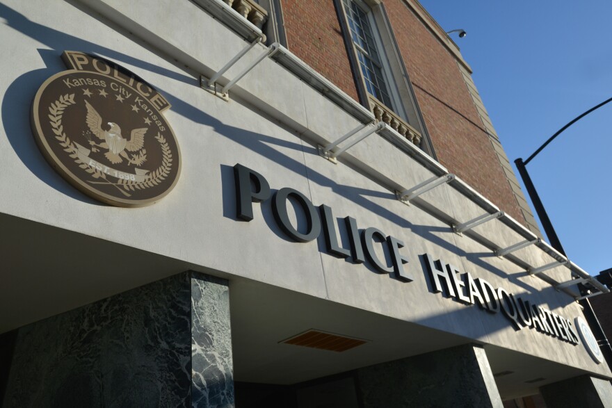 Federal probe into KCK police is looking at officer misconduct, decades of homicides | News, Sports, Jobs - Lawrence Journal-World: news, information, headlines and events in Lawrence, Kansas - Vimarsana News