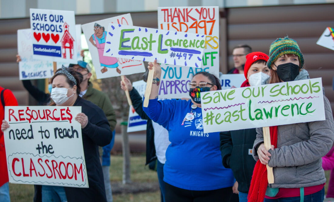 Save Our Schools group to hold community celebration, additional rallies ahead of school closure discussions | News, Sports, Jobs - Lawrence Journal-World: news, information, headlines and events in Lawrence, Kansas - Vimarsana News