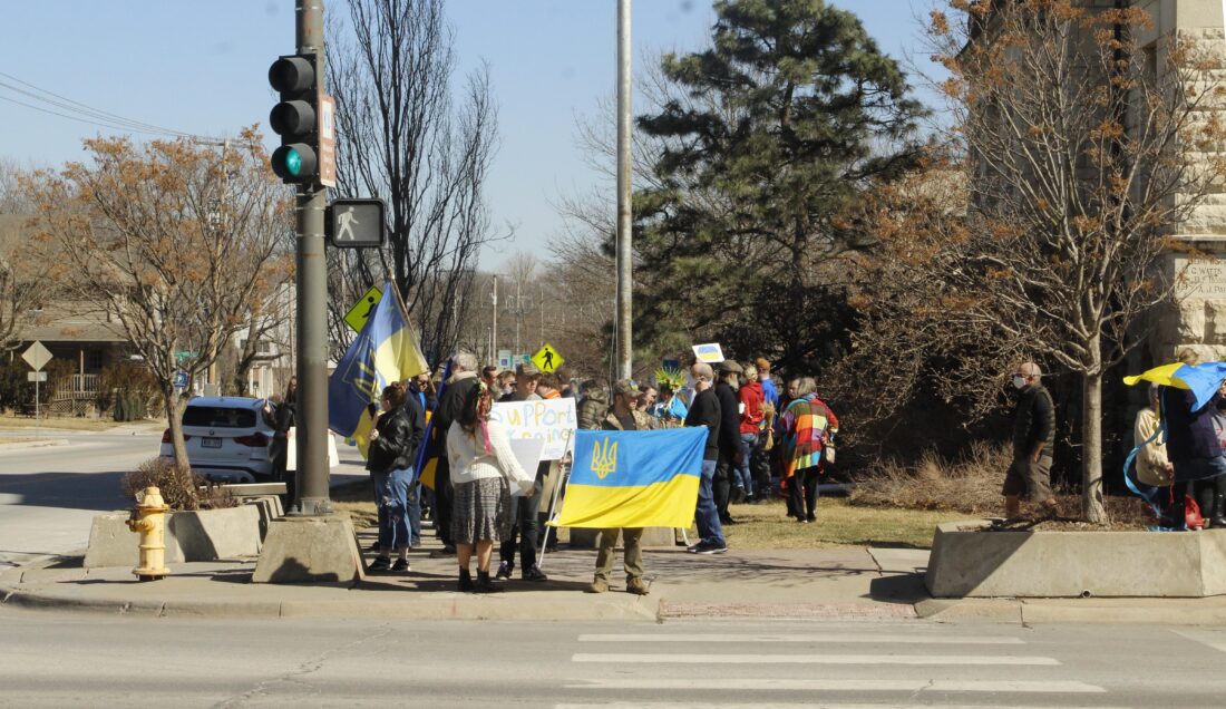 KU groups to host night of poetry, music, cocktails to raise funds to host displaced Ukrainians | News, Sports, Jobs - Lawrence Journal-World: news, information, headlines and events in Lawrence, Kansas - Vimarsana News