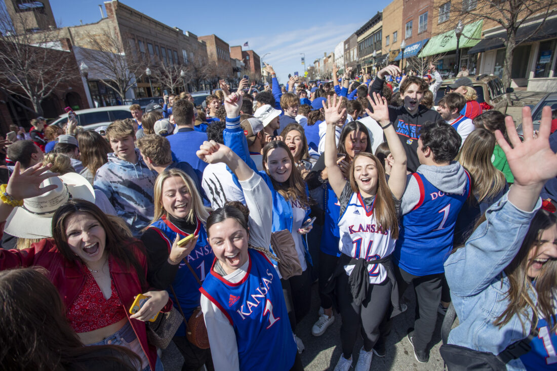This weekend in Lawrence: the ultimate March Madness, plus art, food, music and more | News, Sports, Jobs - Lawrence Journal-World: news, information, headlines and events in Lawrence, Kansas - Vimarsana News