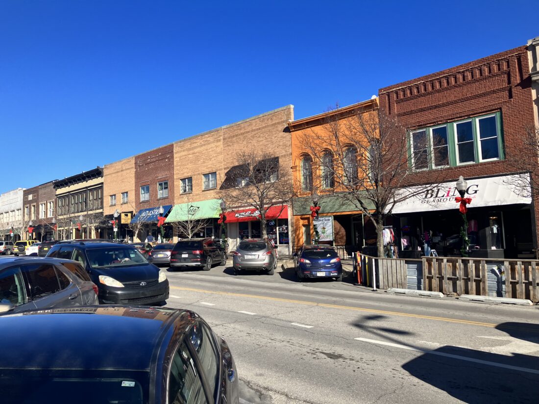 Lawrence's parking control supervisor hopes a change to downtown enforcement could spark changes in other areas of the city | News, Sports, Jobs - Lawrence Journal-World: news, information, headlines and events in Lawrence, Kansas - Vimarsana News