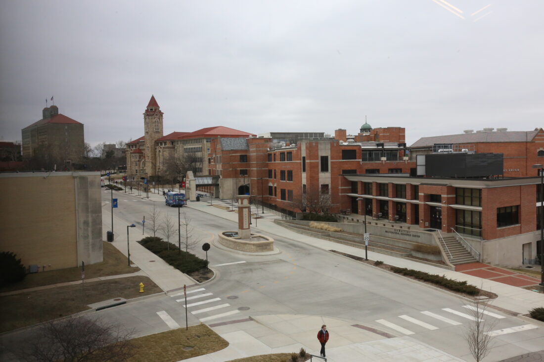 KU falls 30 spots in latest U.S. News & World Report rankings; new metrics being used to rank schools | News, Sports, Jobs - Lawrence Journal-World: news, information, headlines and events in Lawrence, Kansas - Vimarsana News