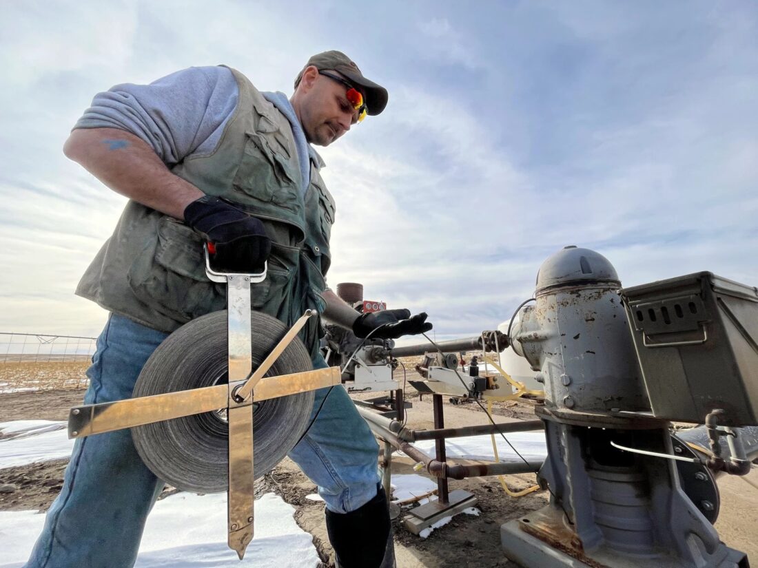 With the Ogallala Aquifer drying up, Kansas ponders limits to irrigation | News, Sports, Jobs - Lawrence Journal-World: news, information, headlines and events in Lawrence, Kansas - Vimarsana News