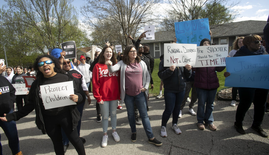 Shooting of Black teen who went to wrong house under investigation | News, Sports, Jobs - Lawrence Journal-World: news, information, headlines and events in Lawrence, Kansas - Vimarsana News