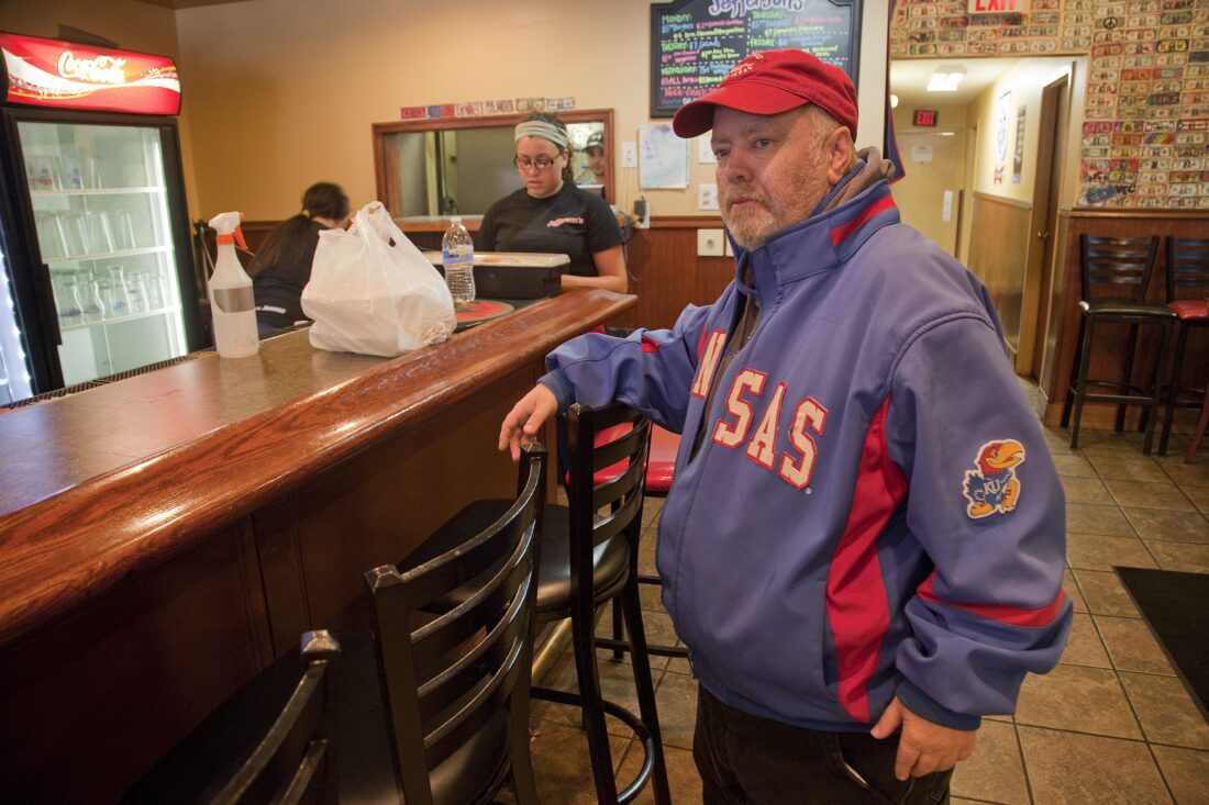 Longtime delivery driver who was critically injured in moped wreck has died | News, Sports, Jobs - Lawrence Journal-World: news, information, headlines and events in Lawrence, Kansas - Vimarsana News