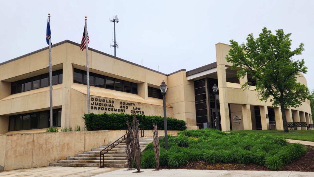 Lawrence man who died of a fentanyl overdose said the pills made him sick but couldn't get other drugs, according to arrest affidavit | News, Sports, Jobs - Lawrence Journal-World: news, information, headlines and events in Lawrence, Kansas - Vimarsana News