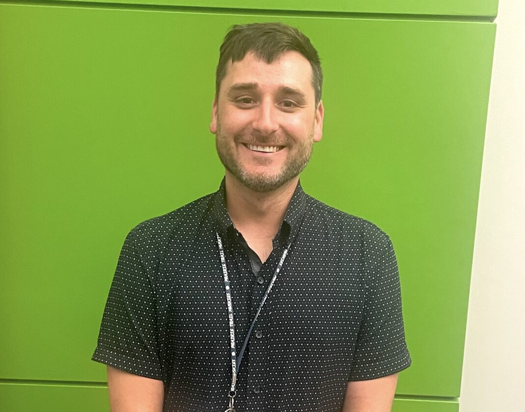 Lawrence resident started off as not 'a model student'; now he's Kansas' Teacher of the Year | News, Sports, Jobs - Lawrence Journal-World: news, information, headlines and events in Lawrence, Kansas - Vimarsana News