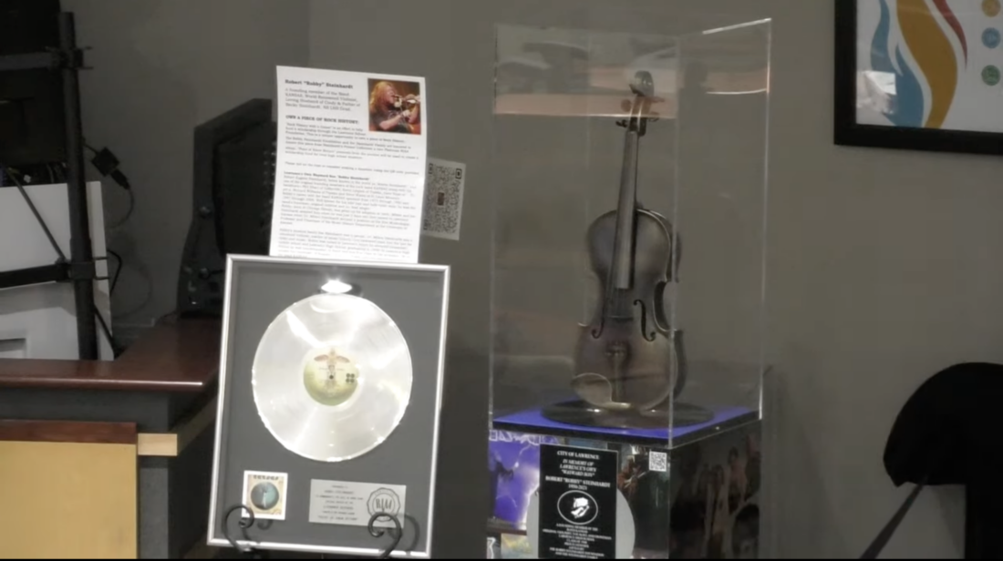 City Commission honors late Lawrence native Robby Steinhardt, one of the founding members of the rock band Kansas | News, Sports, Jobs - Lawrence Journal-World: news, information, headlines and events in Lawrence, Kansas - Vimarsana News