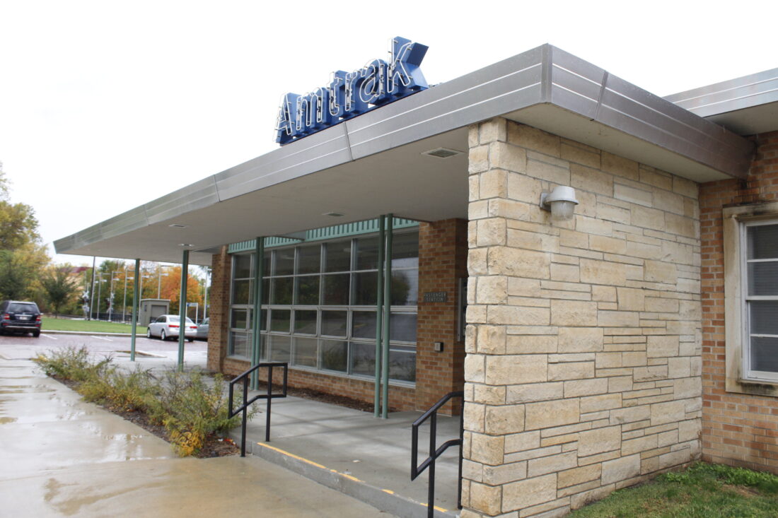 Amtrak needs a new caretaker to keep Lawrence's Santa Fe depot doors open for its early-morning train | News, Sports, Jobs - Lawrence Journal-World: news, information, headlines and events in Lawrence, Kansas - Vimarsana News