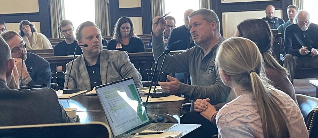 Leaders say Douglas County's crisis center is having problems with sending patients to hospitals for longer-term care | News, Sports, Jobs - Lawrence Journal-World: news, information, headlines and events in Lawrence, Kansas - Vimarsana News