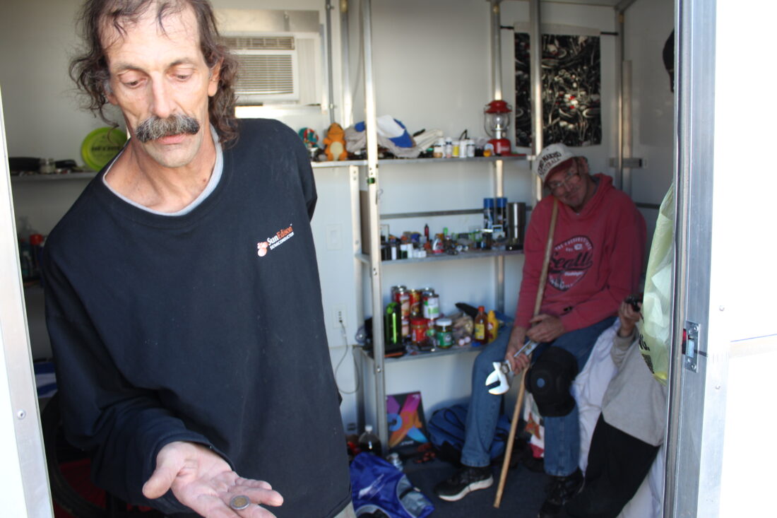 'This is my family': Northwest Arkansas resident says nonprofit behind Fayetteville's Pallet village 'saved my life' | News, Sports, Jobs - Lawrence Journal-World: news, information, headlines and events in Lawrence, Kansas - Vimarsana News