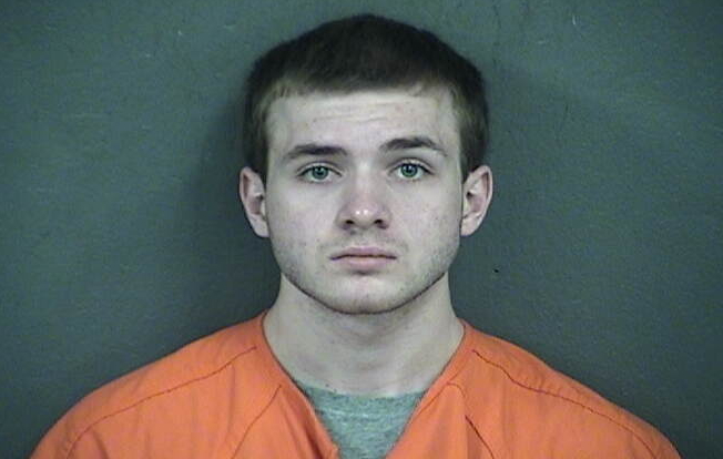 Lawrence police take burglary suspect into custody after chase and crash, seek public's help in identifying 2 more suspects | News, Sports, Jobs - Lawrence Journal-World: news, information, headlines and events in Lawrence, Kansas - Vimarsana News