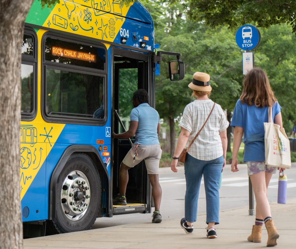 New app provides trip planning, bus tracking for Lawrence bus riders | News, Sports, Jobs - Lawrence Journal-World: news, information, headlines and events in Lawrence, Kansas - Vimarsana News