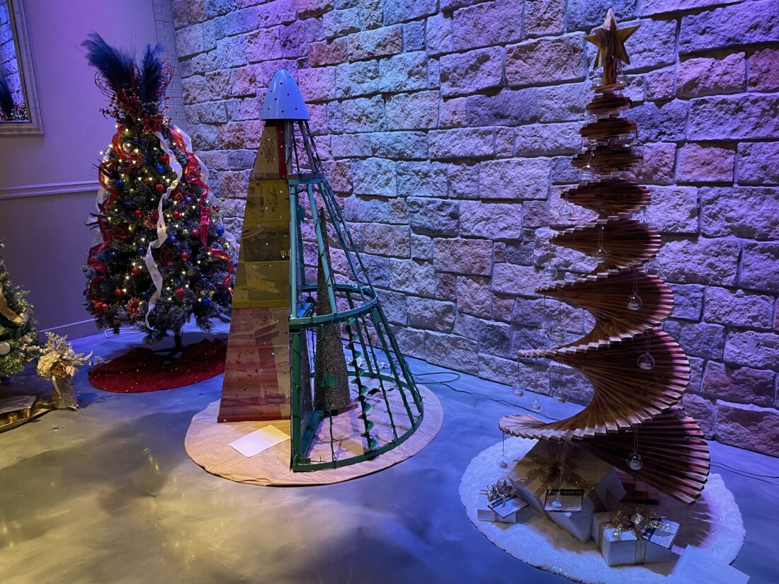 Festival of Trees fundraiser kicks off this week with plenty of Christmas cheer | News, Sports, Jobs - Lawrence Journal-World: news, information, headlines and events in Lawrence, Kansas - Vimarsana News
