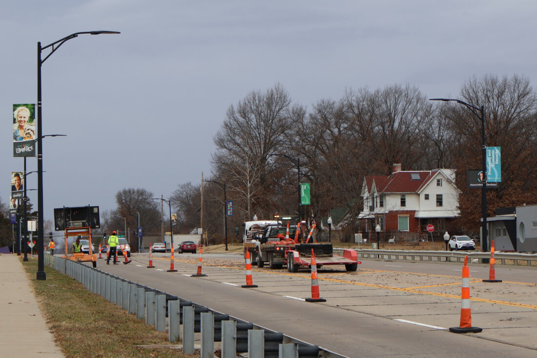 Lawrence businesses celebrate the end of construction on 23rd Street | News, Sports, Jobs - Lawrence Journal-World: news, information, headlines and events in Lawrence, Kansas - Vimarsana News