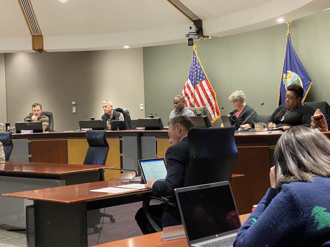Lawrence City Commission unanimously approves $2.7 million funding agreement for Lawrence Community Shelter in 2024 | News, Sports, Jobs - Lawrence Journal-World: news, information, headlines and events in Lawrence, Kansas - Vimarsana News