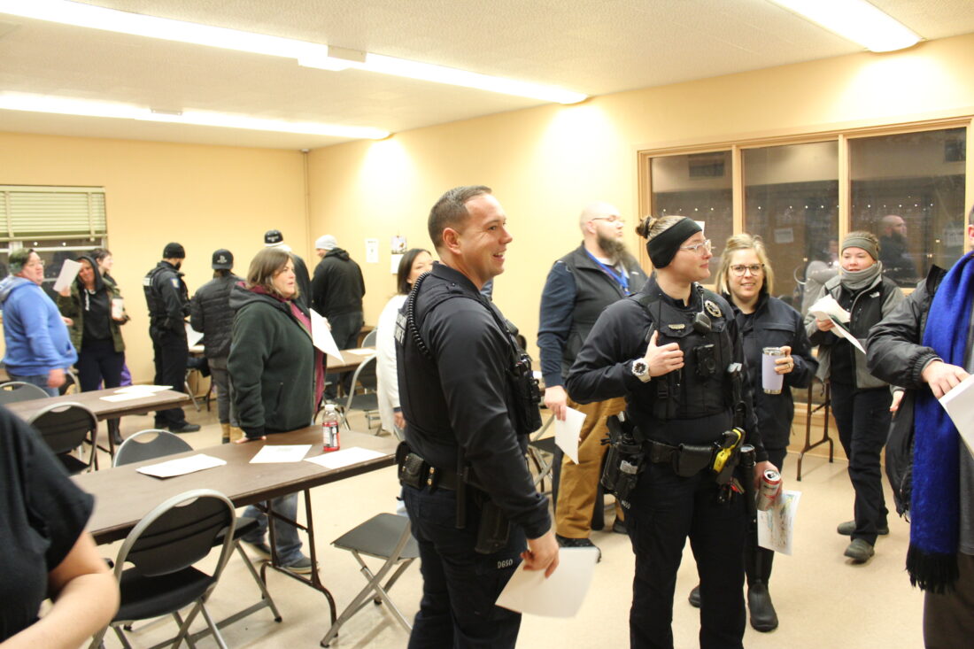 Lawrence and Douglas County volunteers conduct point-in-time homeless count, with hopes of gaining valuable data | News, Sports, Jobs - Lawrence Journal-World: news, information, headlines and events in Lawrence, Kansas - Vimarsana News