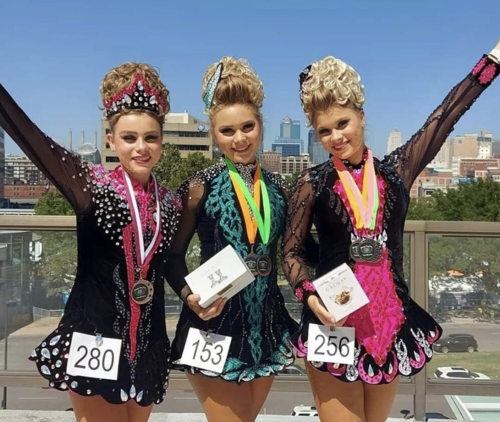 'Ovation!' talent show to feature aerialists, singers, clarinet duo and more | News, Sports, Jobs - Lawrence Journal-World: news, information, headlines and events in Lawrence, Kansas - Vimarsana News
