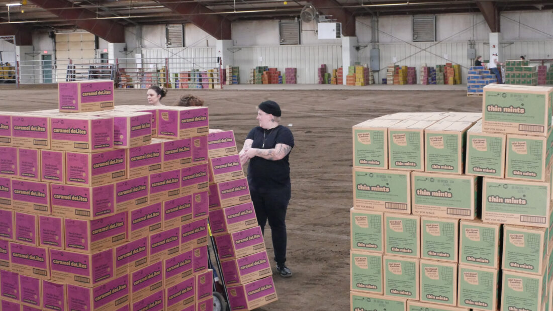 Oh sweet! 52,000 packages of Girl Scout cookies arrive in Lawrence | News, Sports, Jobs - Lawrence Journal-World: news, information, headlines and events in Lawrence, Kansas - Vimarsana News