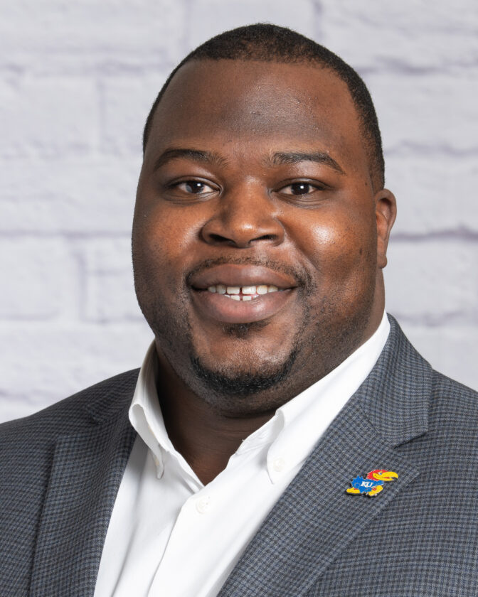 New Mass St. Collective executive director Stowers talks current NIL challenges, targeting 'the common fan' | News, Sports, Jobs - Lawrence Journal-World: news, information, headlines and events in Lawrence, Kansas - Vimarsana News