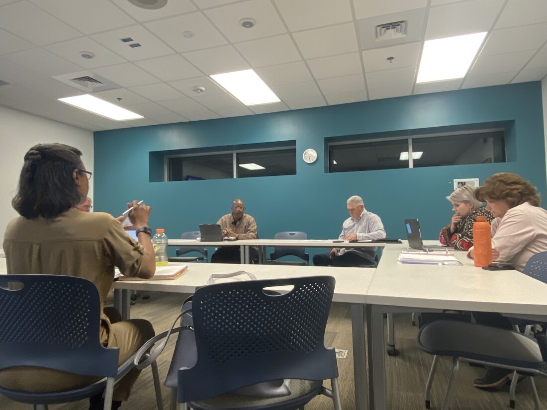 Potential Pallet residents to tour facility next week; LCS working toward replacing night-by-night program with 30-day stays | News, Sports, Jobs - Lawrence Journal-World: news, information, headlines and events in Lawrence, Kansas - Vimarsana News